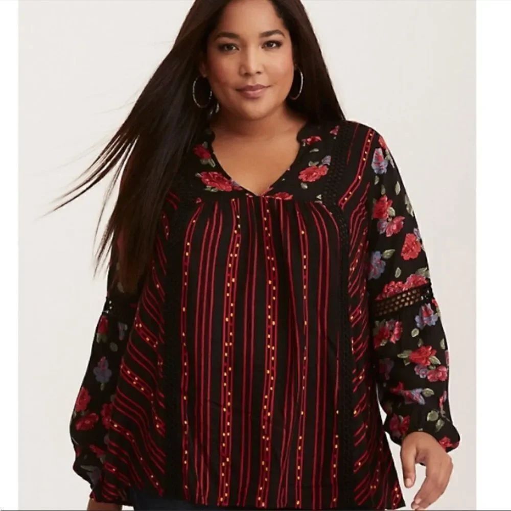 Torrid Boho Mixed Floral Print Top Cottage Core Festival Feminine Contemporary